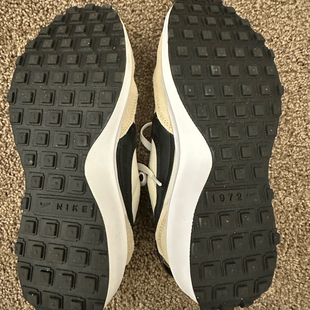 Nike Women's Athletic Shoes - Black, White, Tan - Picture 4 of 4